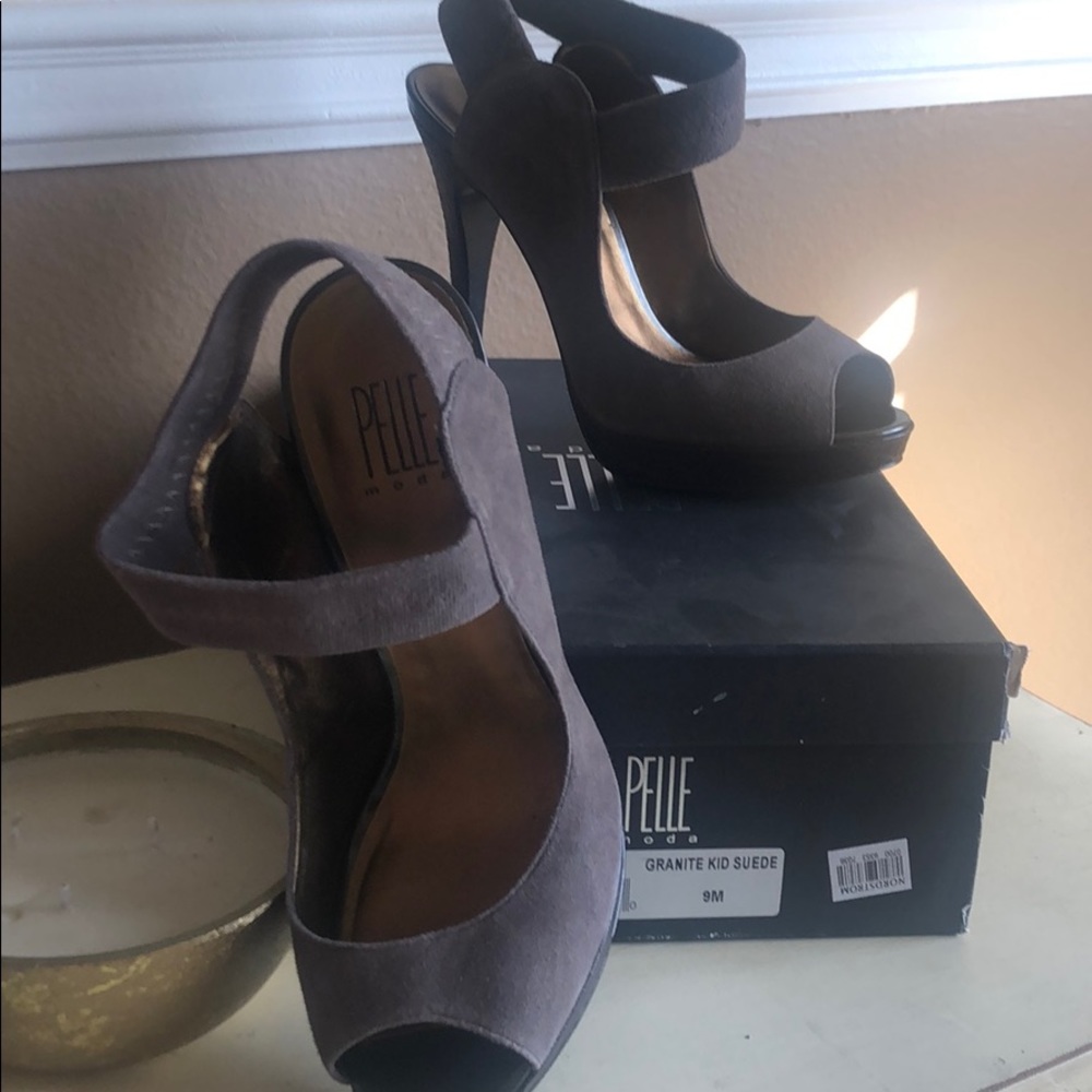 Lgt Grey Pelle Pumps